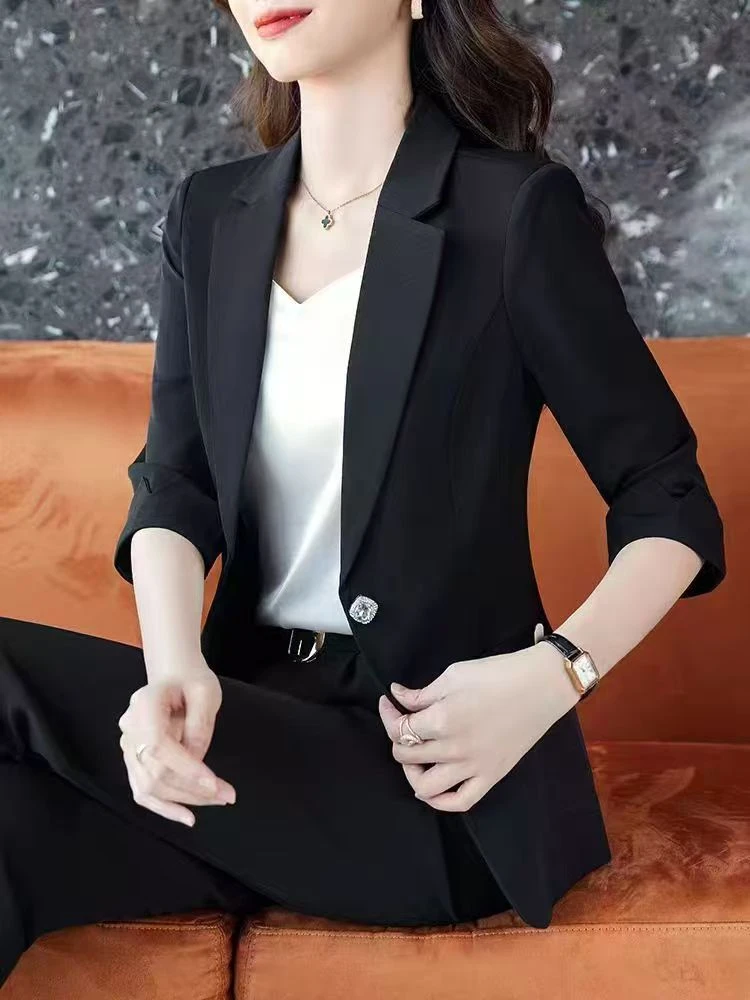 0704时尚西装外套七分袖百搭时尚黑色西服小西服女士显瘦长袖