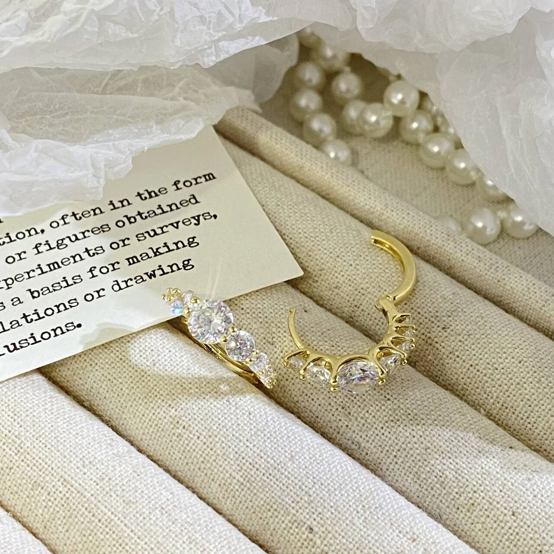 铜合金合成锆石耳饰 轻奢高级感闪锆耳饰 5761