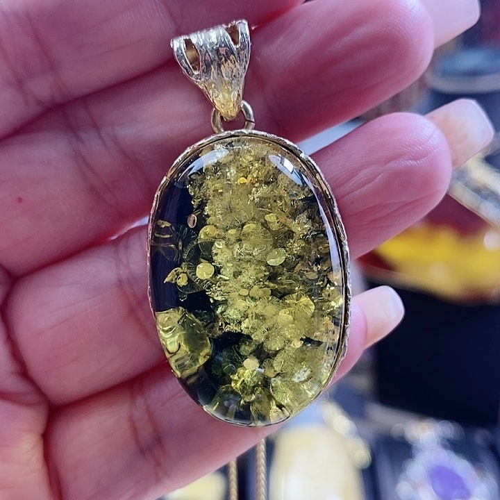 琥珀颈饰银S925镶嵌吊坠