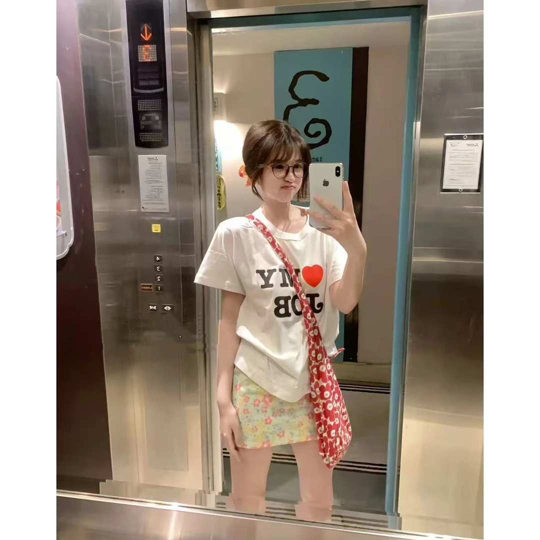 徐秋阳  工作狂（常规版型）春季新款百搭时尚显瘦短袖6057-11