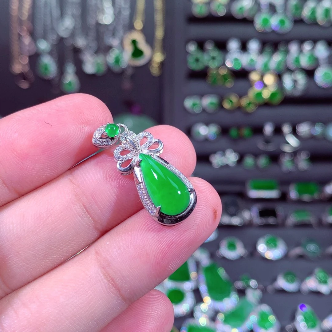 翡翠吊坠(不含链)未镶嵌