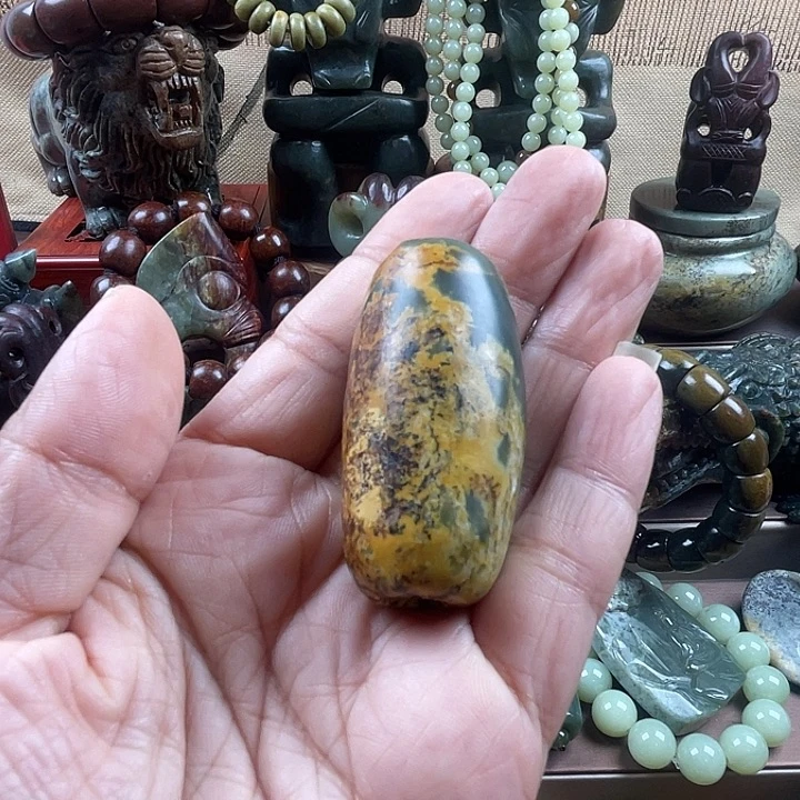 未镶嵌岫岩河磨玉(透闪石质玉)把件艮*门