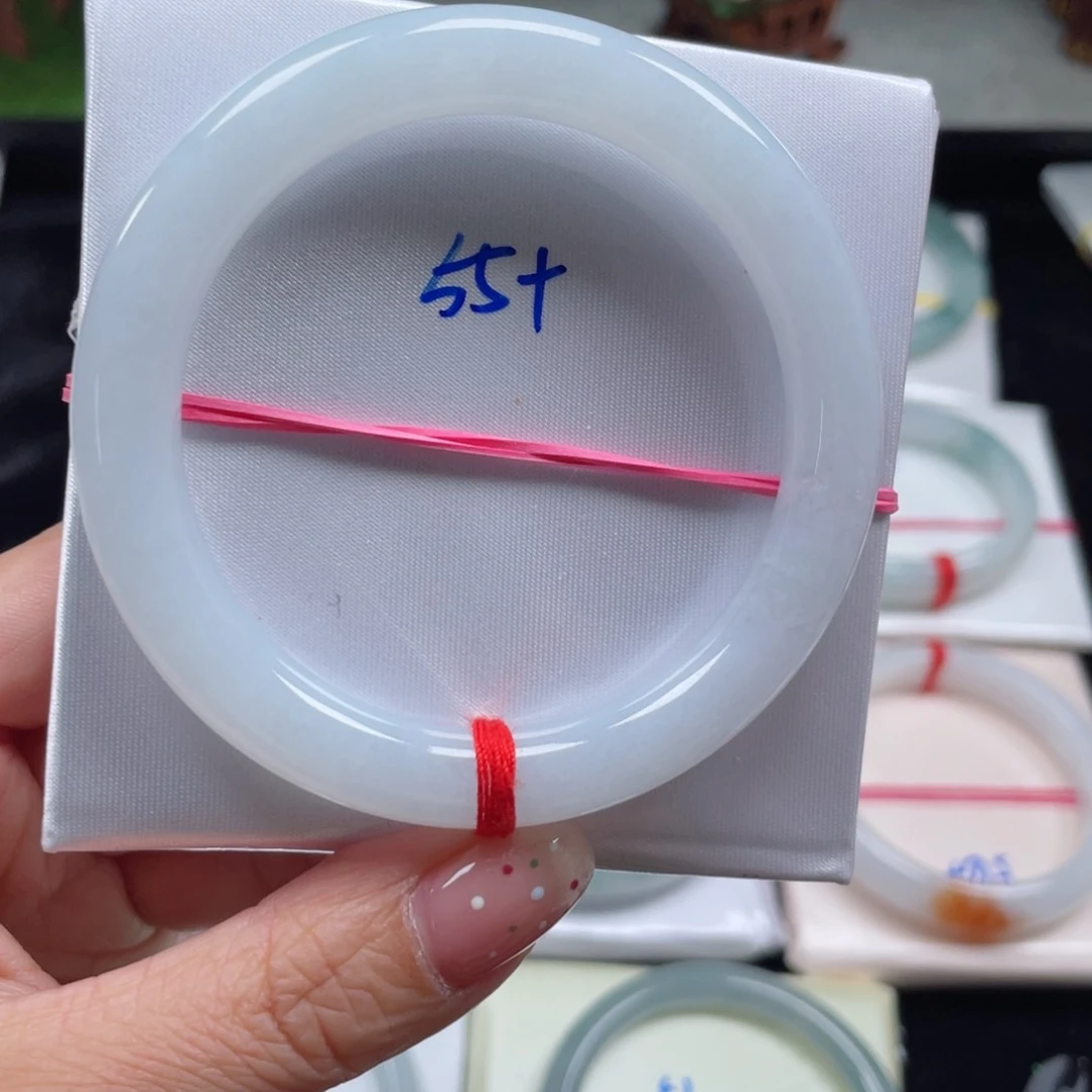 翡翠手镯未镶嵌缅甸翡翠手镯38