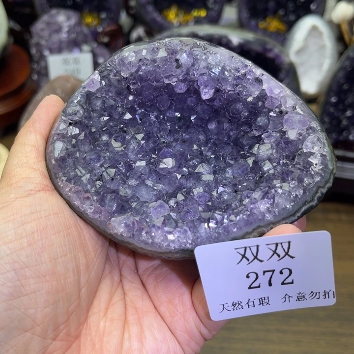 未镶嵌水晶大型摆件（非配饰）