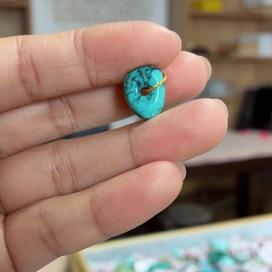 未镶嵌绿松石珠宝奇石