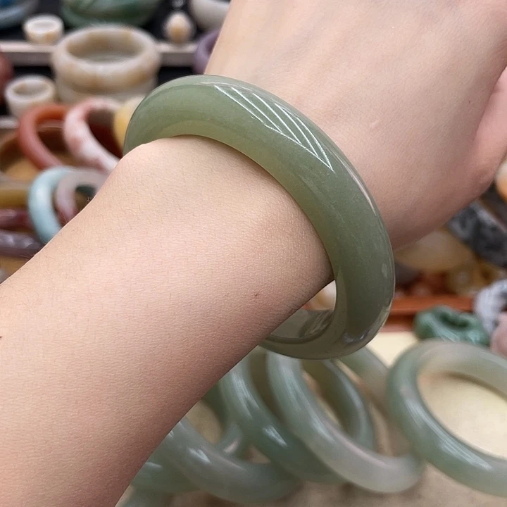 石英质玉圈口60未镶嵌