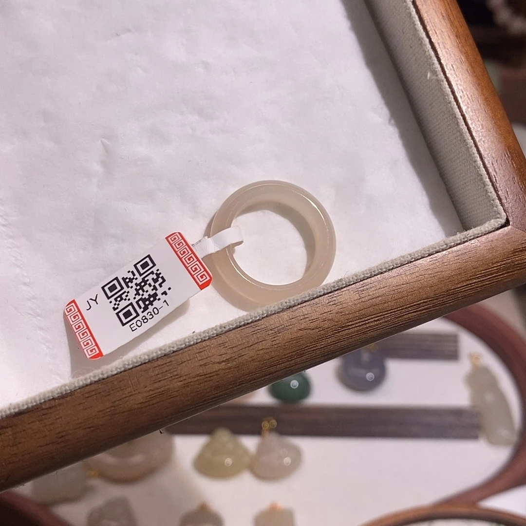 未镶嵌戒指和田玉少***少