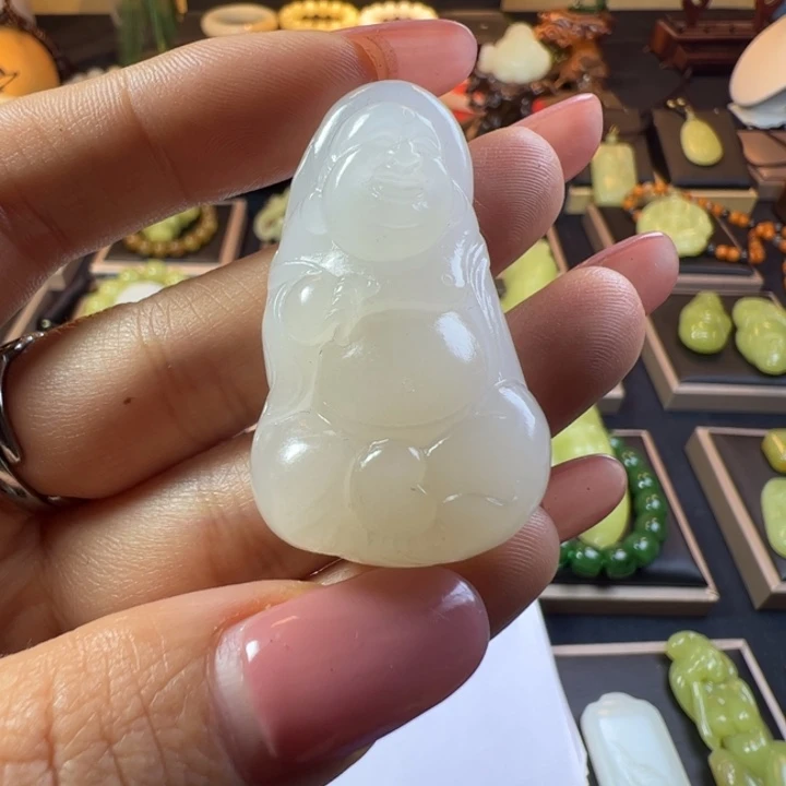 和田玉（黄玉）未镶嵌颈饰