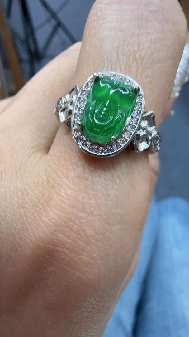 （雍天下）天然A货翡dw绿玻璃种貔貅戒指多样性发一件01