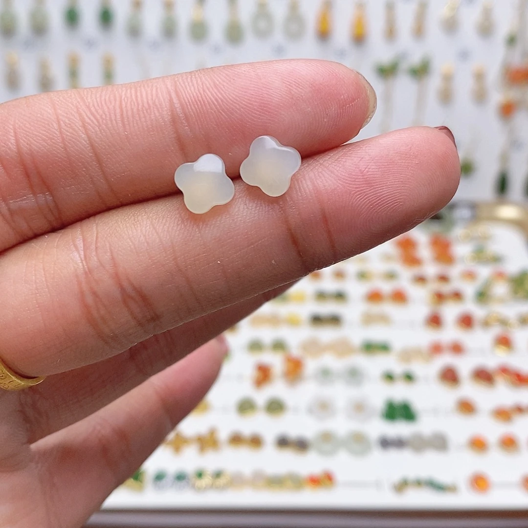 和田玉银S925镶嵌耳饰