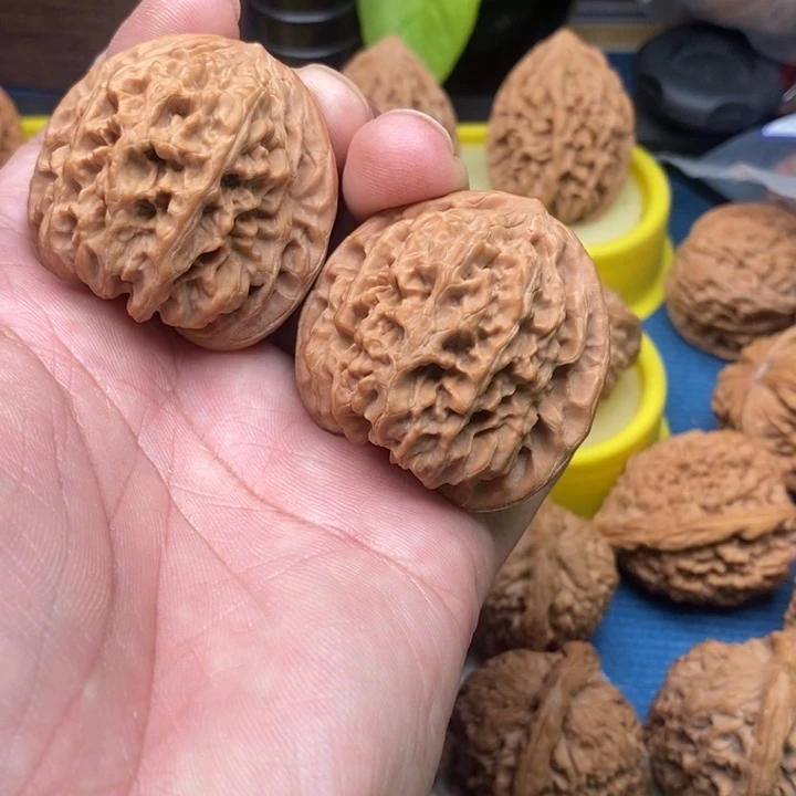 核桃手串/手链全**酒野牛狮子头43尺