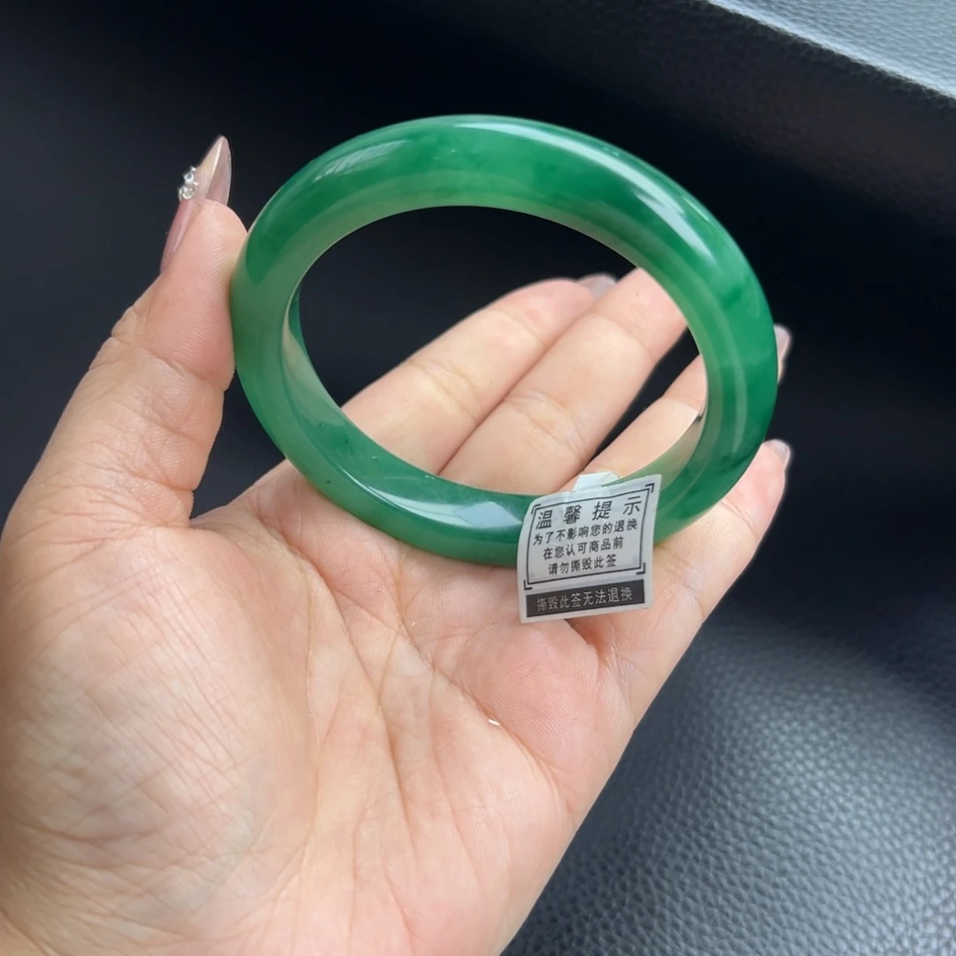 石英质玉未镶嵌手镯59