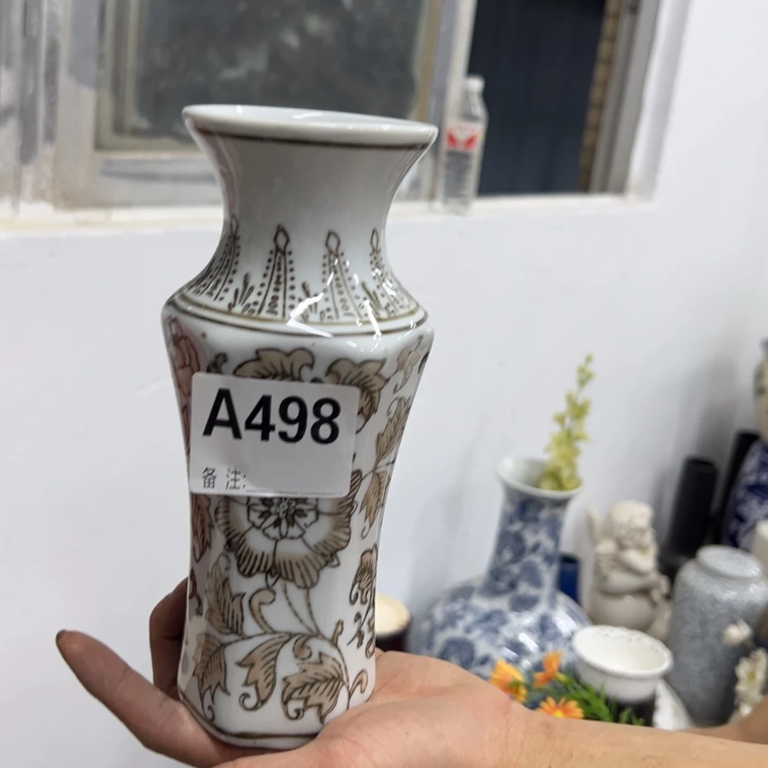 微瑕青花瓷器值得厚爱