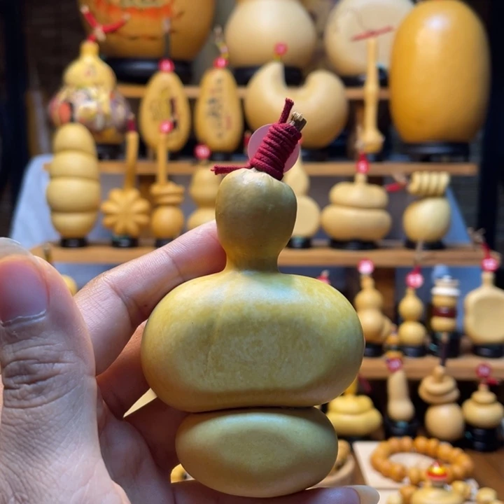 撸****天然葫芦自然生长