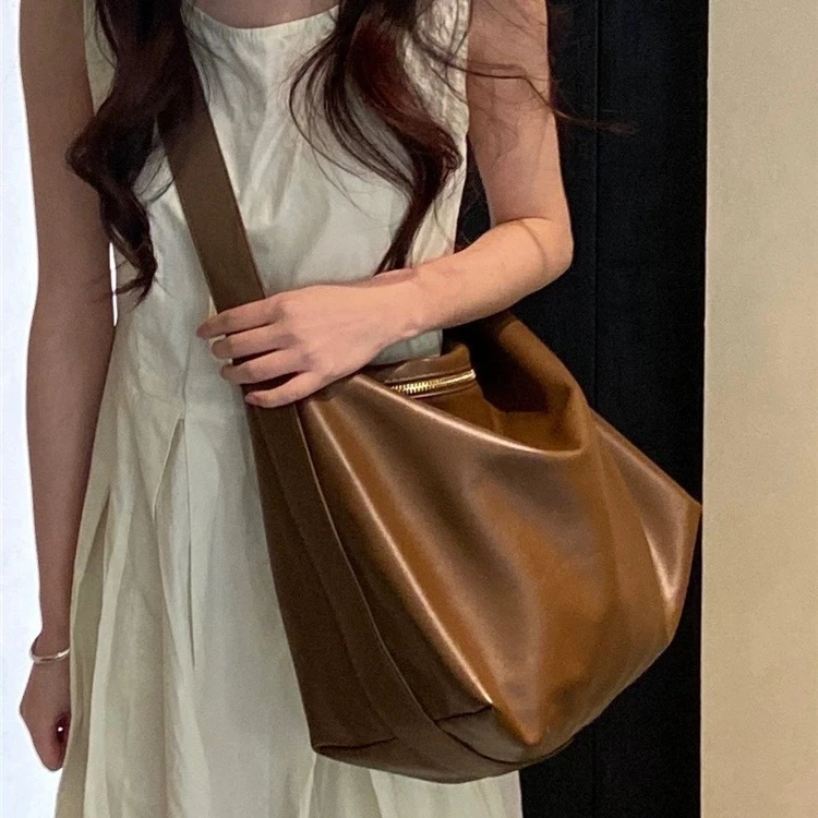 韩版爆款单肩包托特包斜挎包休闲包包时尚百搭复古小众简约通勤