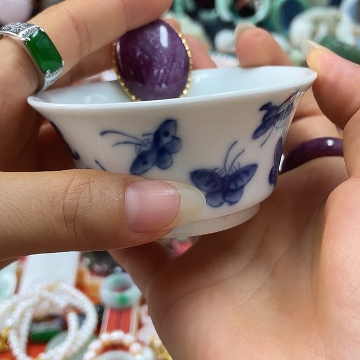 伊***秋闪购商品一对一讲解
