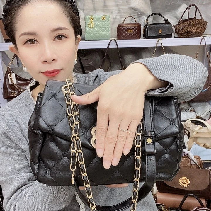 蚕丝小牛剖层皮革PU