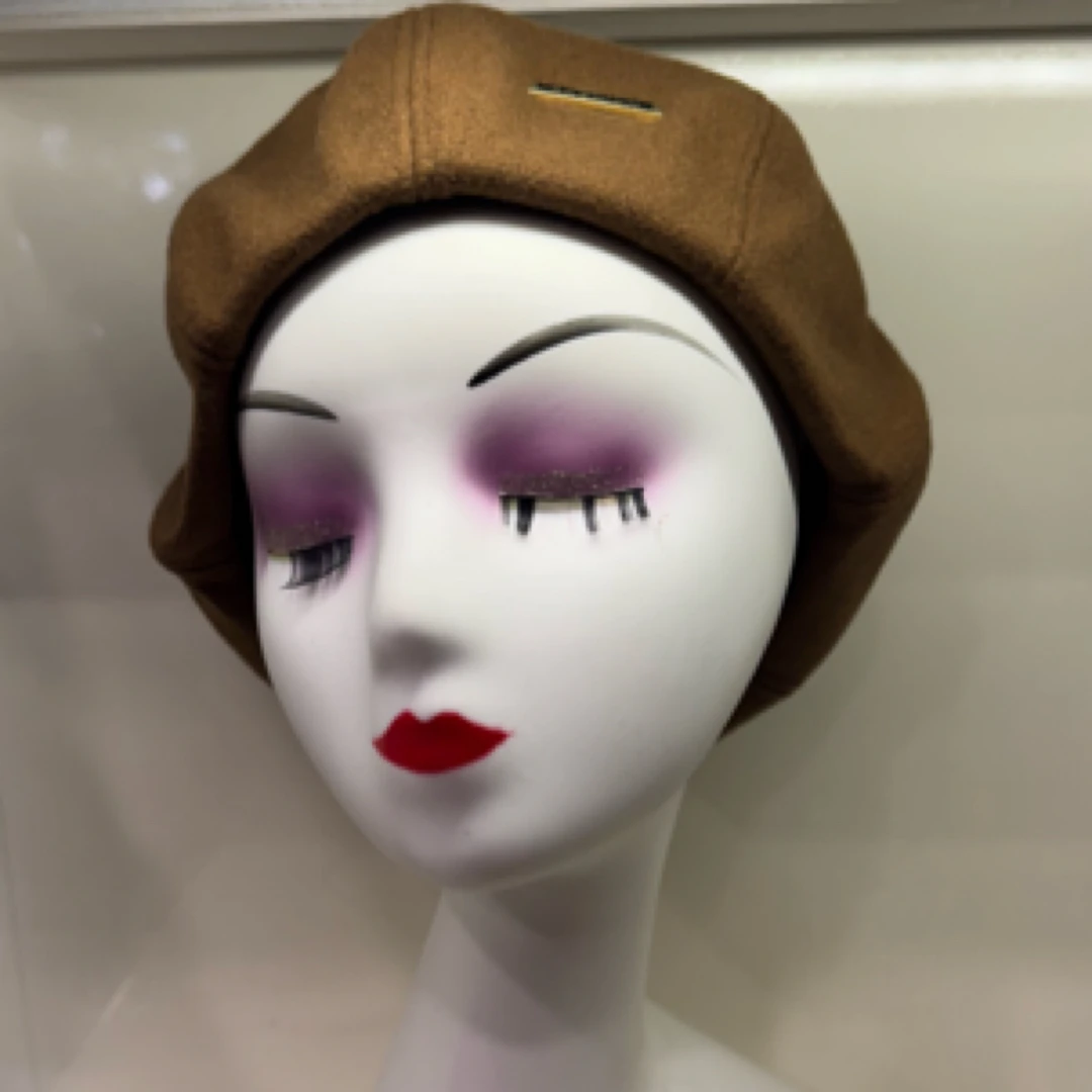 女款光身钟形贝雷帽