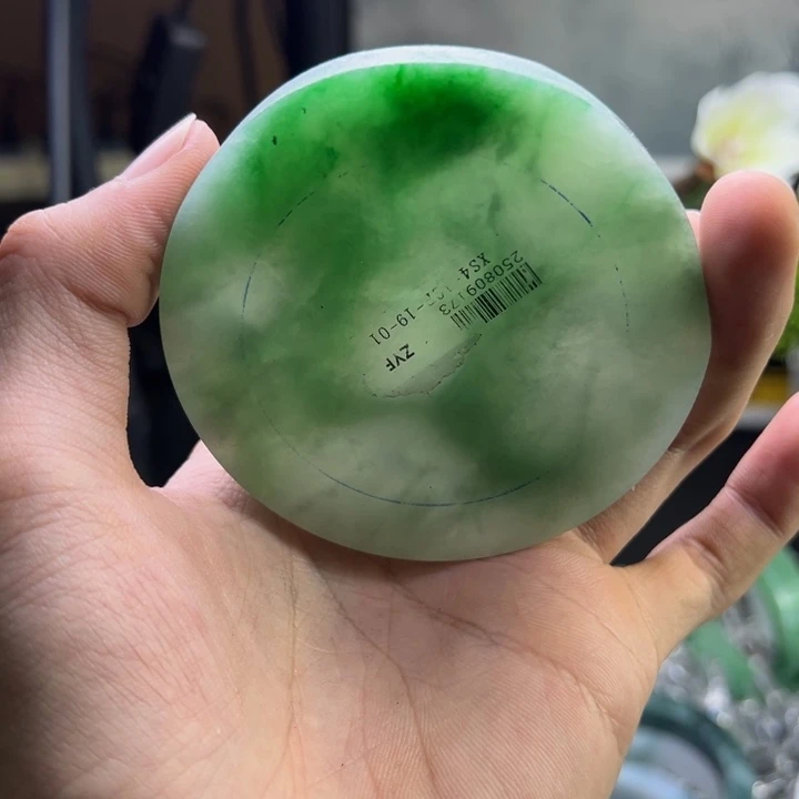 未镶嵌翡翠定制翡翠の*惘