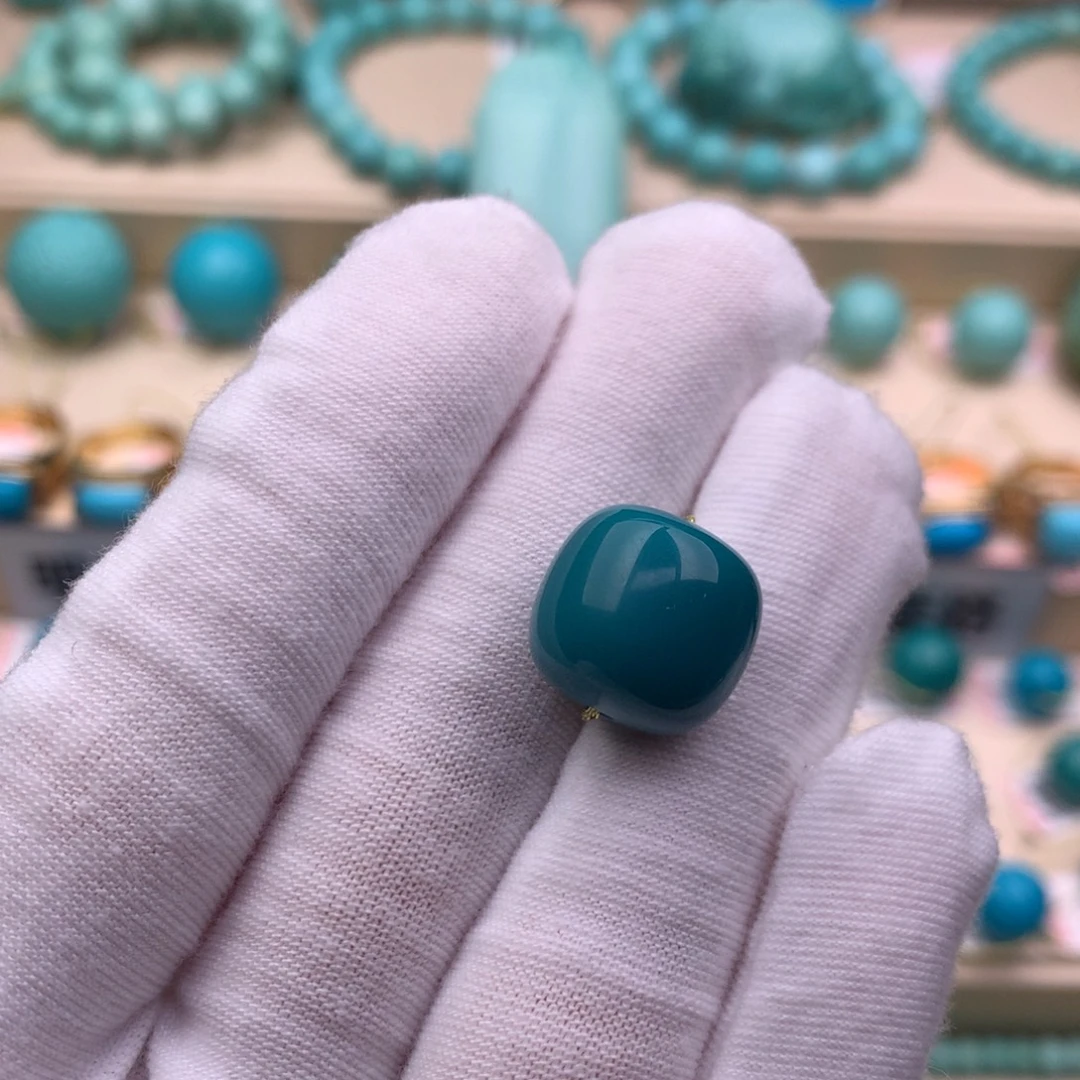 绿松石未镶嵌珠宝奇石14×13