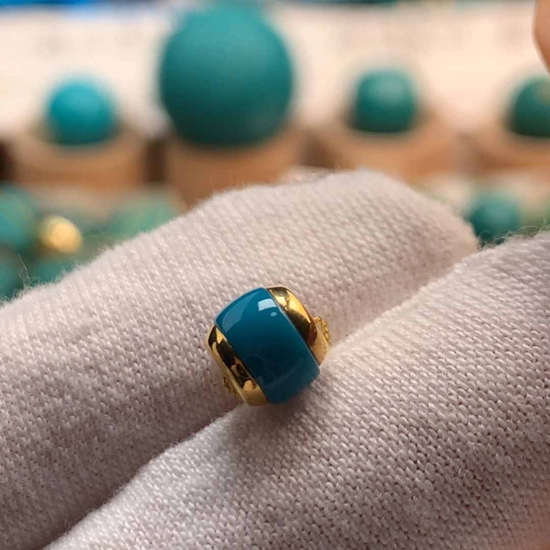 绿松石18K金镶嵌绿松石6.6mm