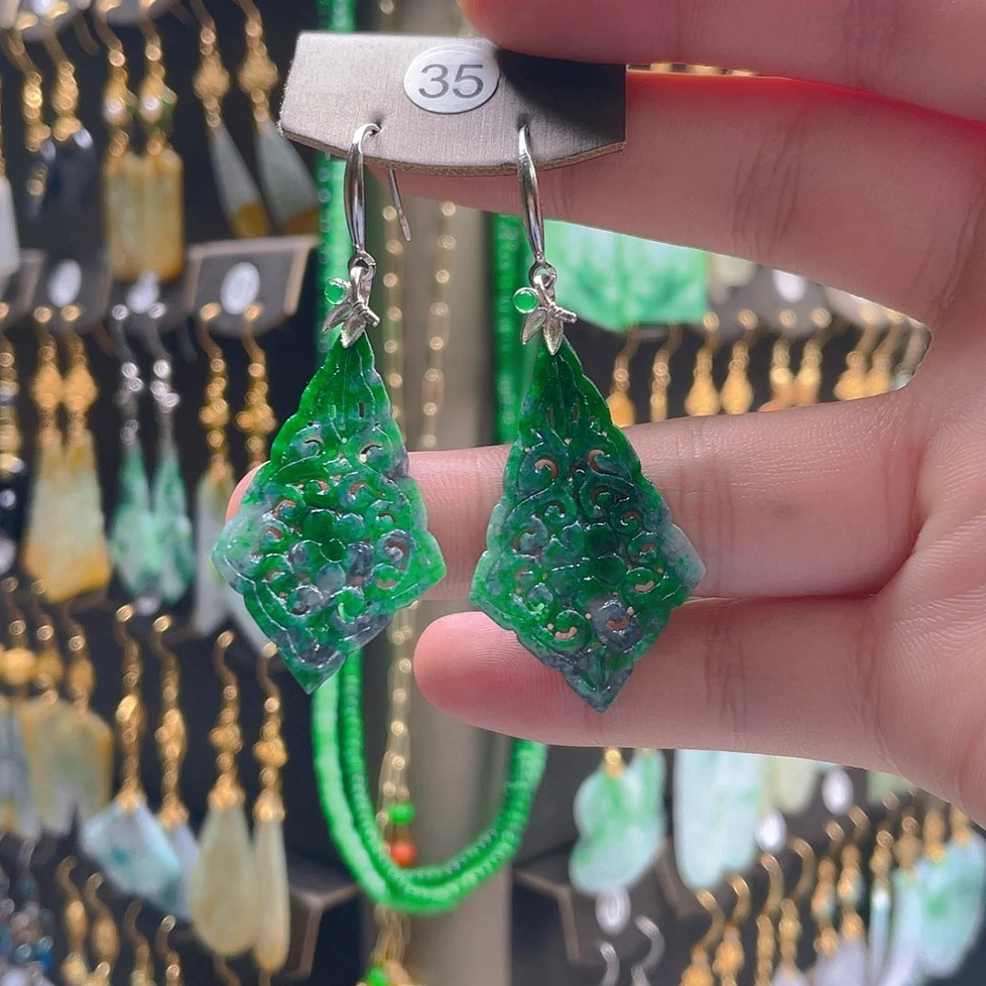 翡翠未镶嵌耳饰翡翠