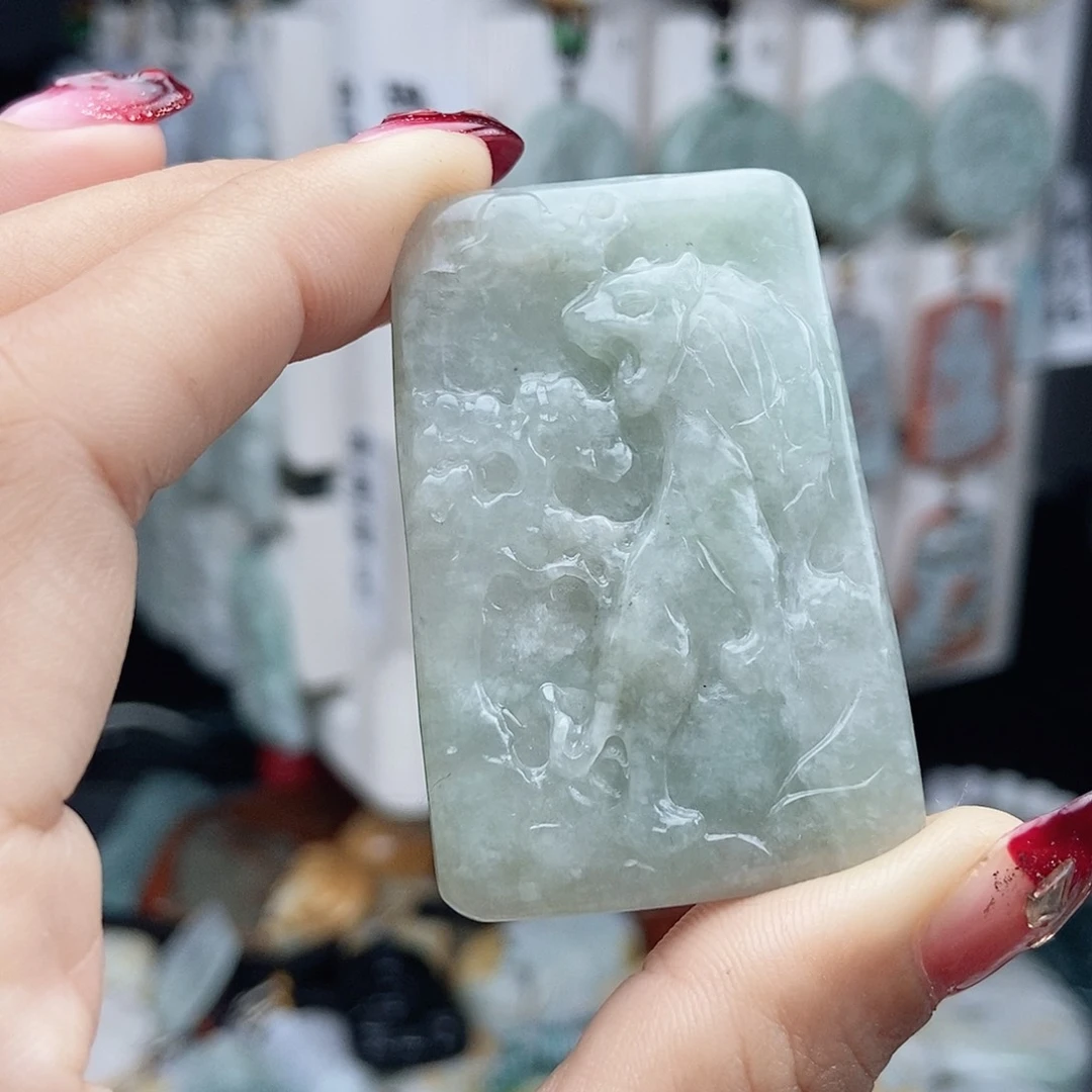 翡翠颈饰14K金镶嵌翡翠