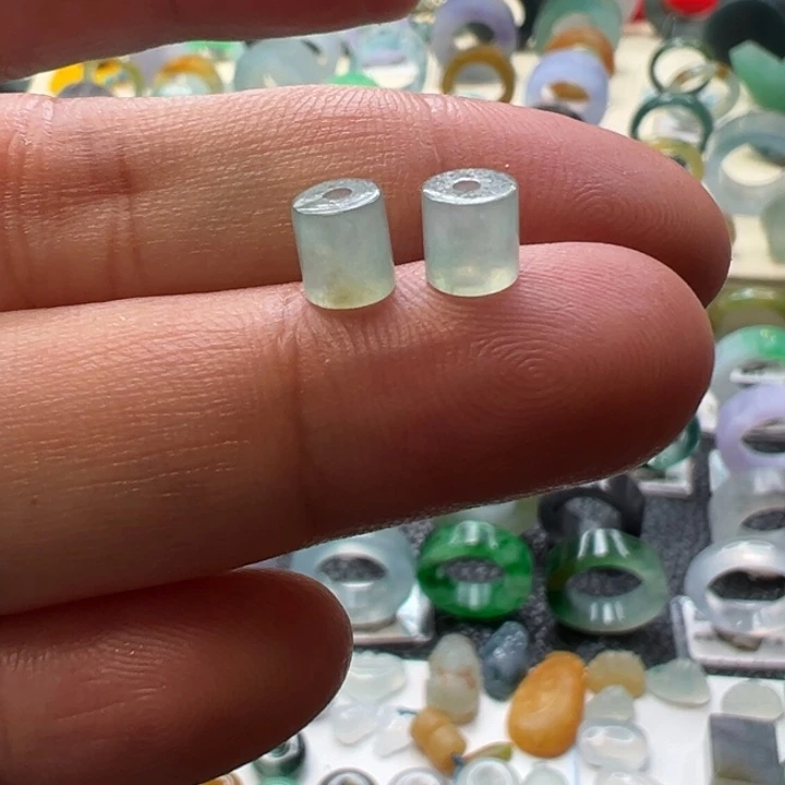 翡翠散珠翡翠小桶