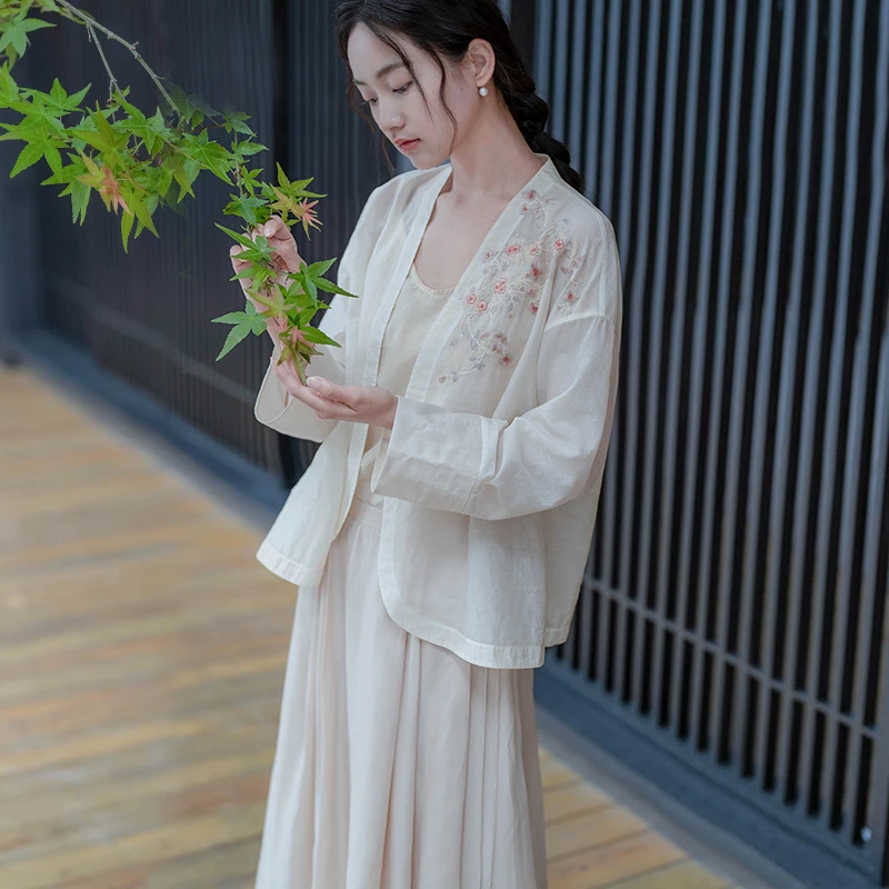 早春新款手工绣花天丝棉文艺复古防晒外披外套 风的舞蹈 三