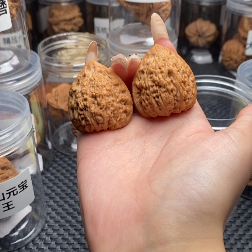 【闪购商品】核桃手串/手链༅****一抹红