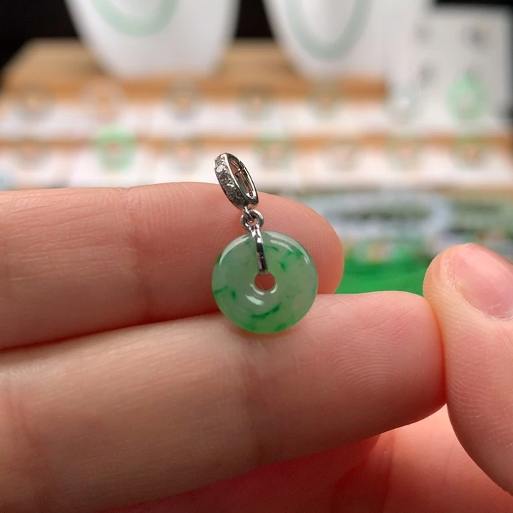 18K金镶嵌手串翡翠天然缅甸A货翡翠