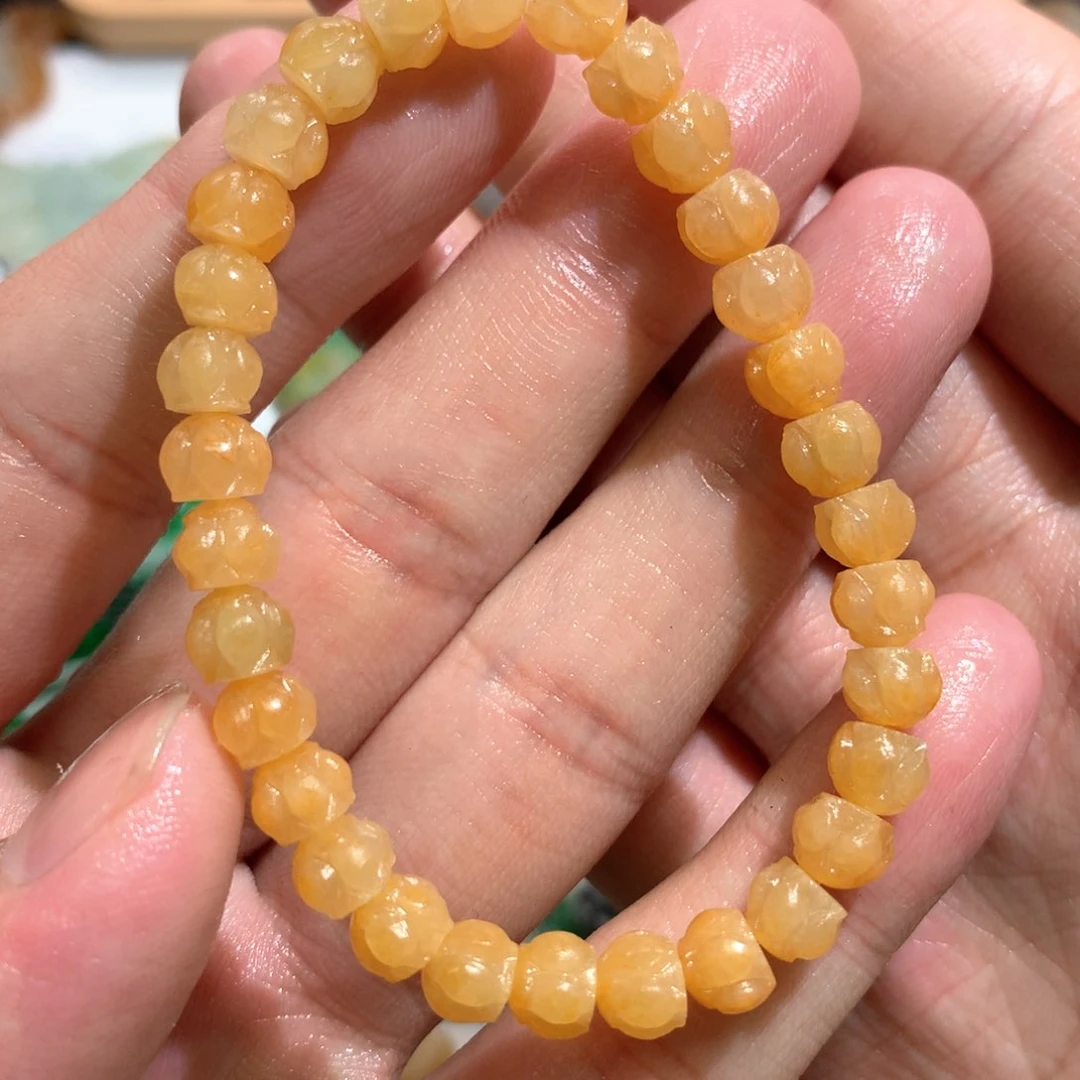 翡翠未镶嵌颈饰青**子手串