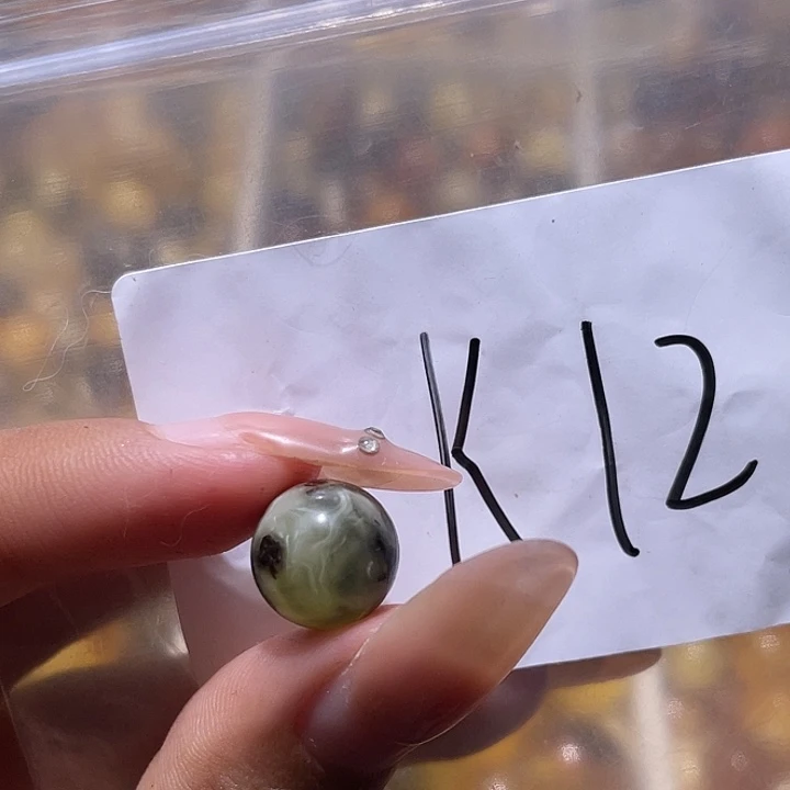 小***朦裸石琥珀未镶嵌11.4福利