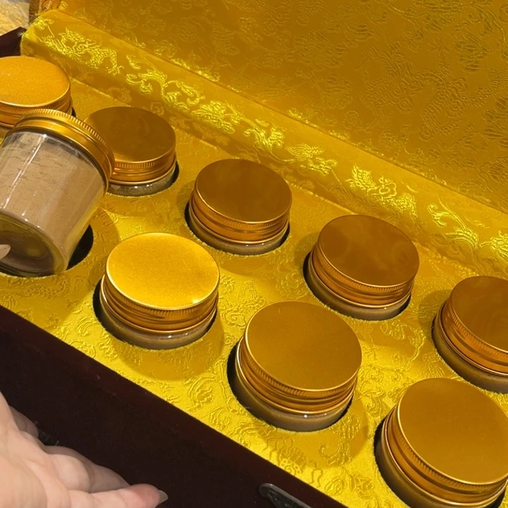 盖碗茶百道的小龙虾真的太好吃了吧