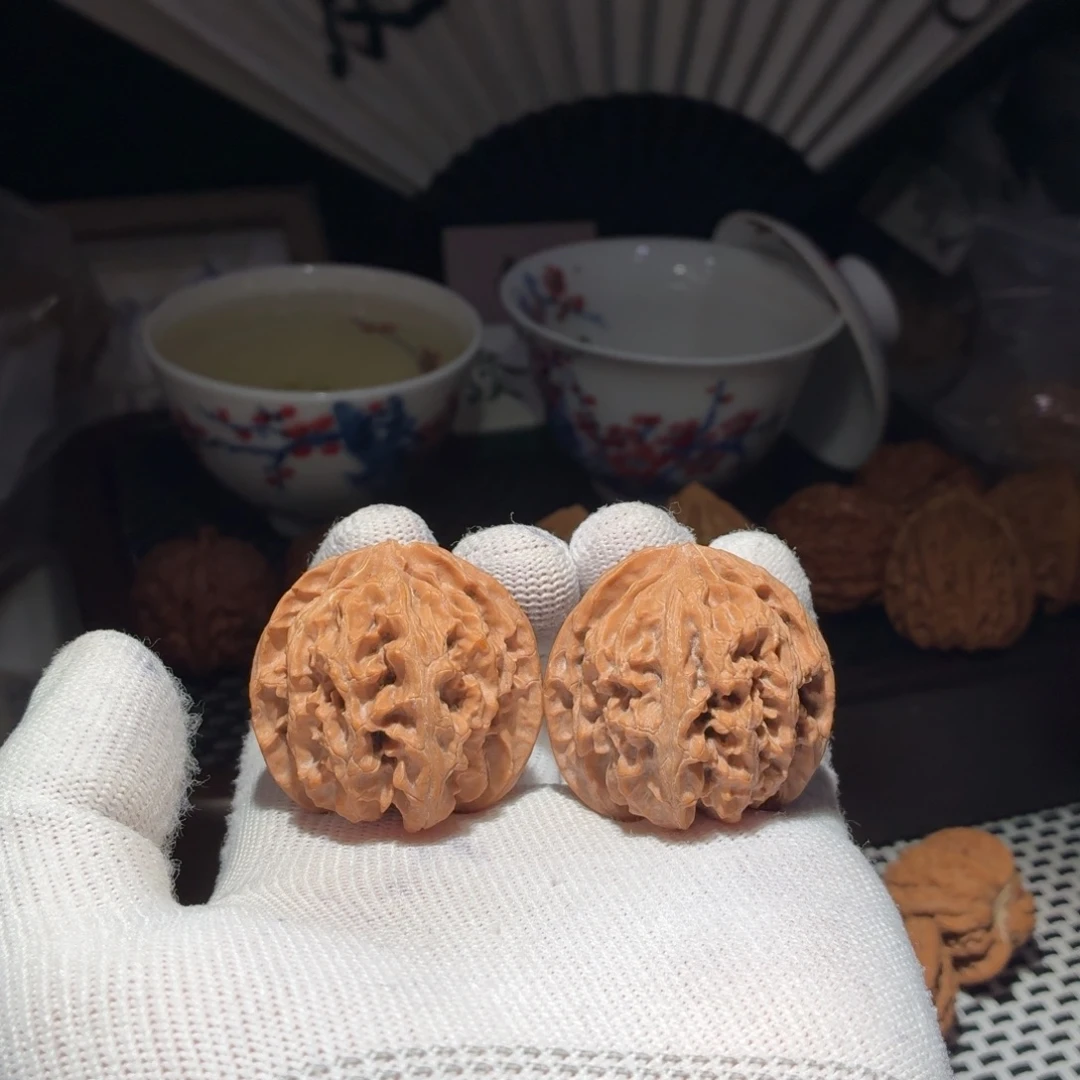 文玩核桃吊坠苹果园 磕尖41