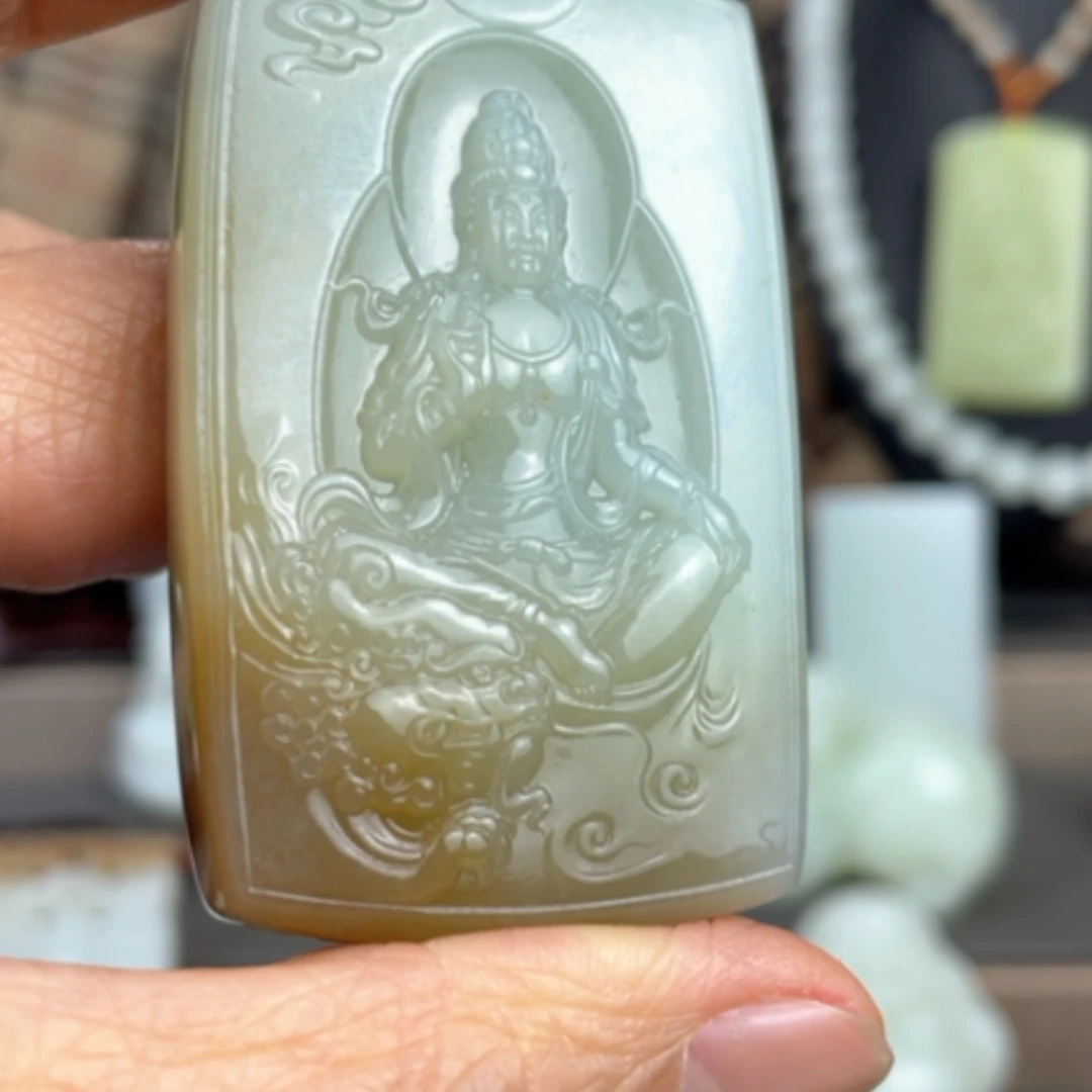 【闪购商品】颈饰未镶嵌和田玉