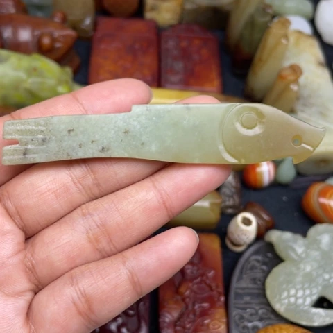 和田玉未镶嵌颈饰26