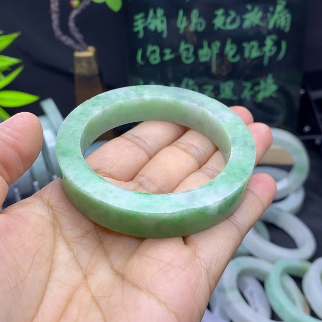 定制翡翠手镯未镶嵌