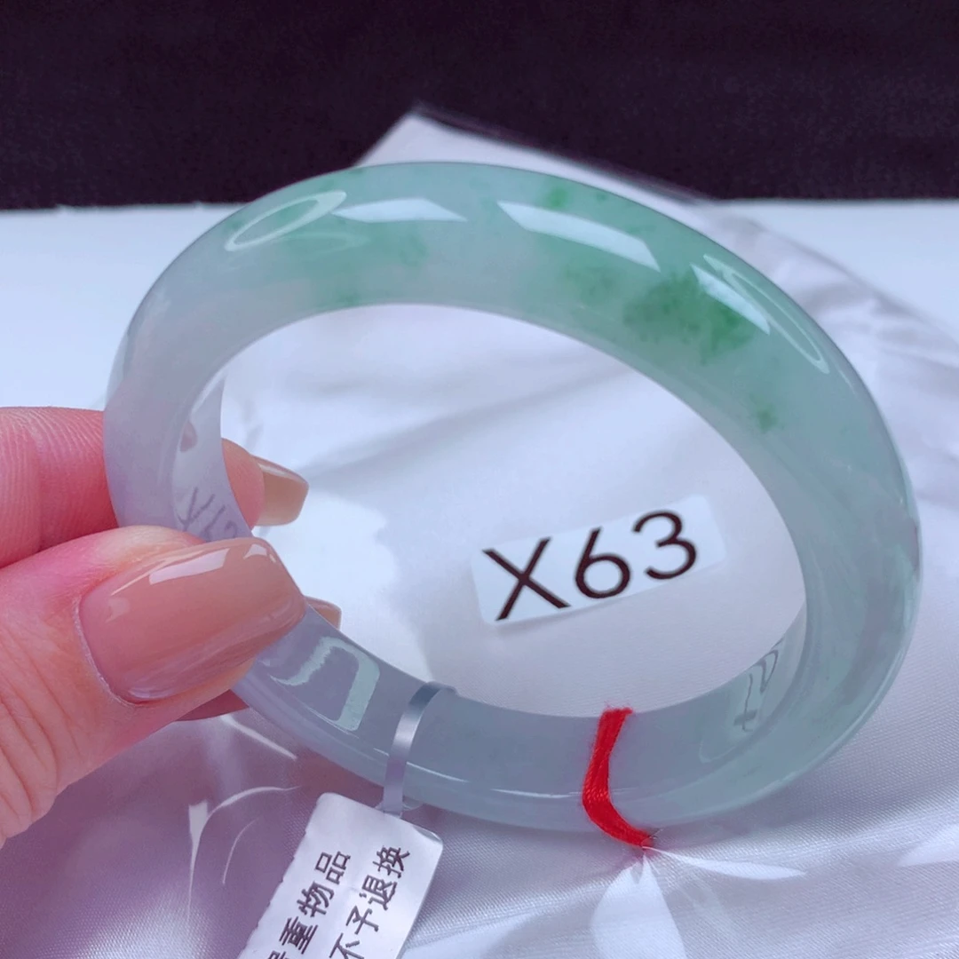 未镶嵌手镯翡翠手镯