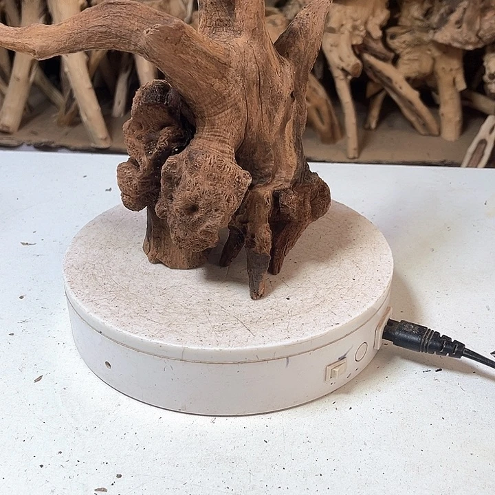 香榧木发个短信吧你也不理他啊