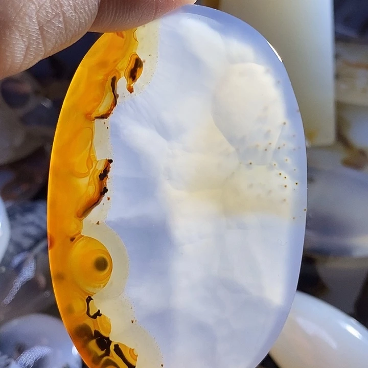 未镶嵌颈饰玛瑙/玉髓俺**下