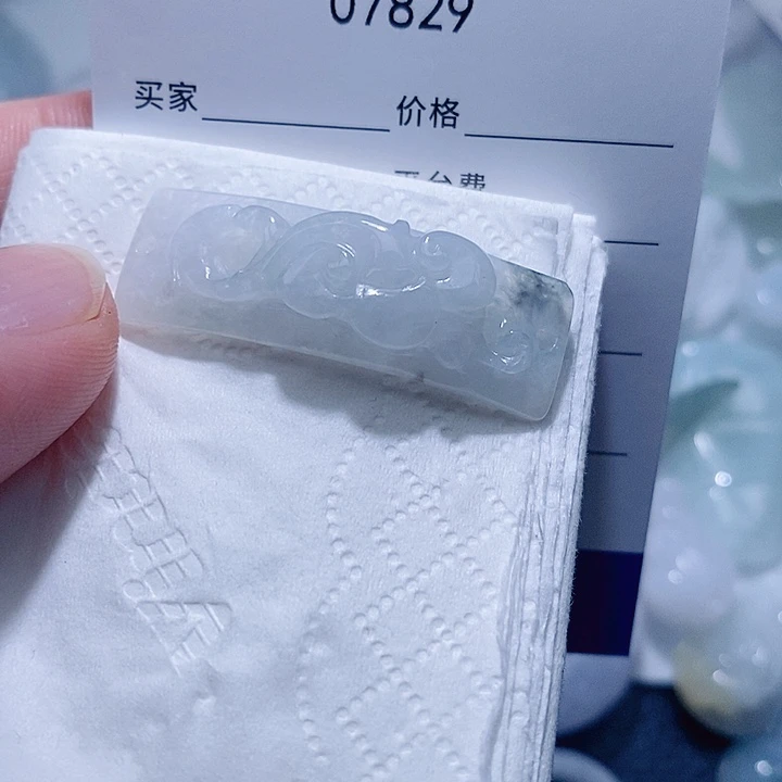 翡翠未镶嵌颈饰天光墟翡翠市场现金代购