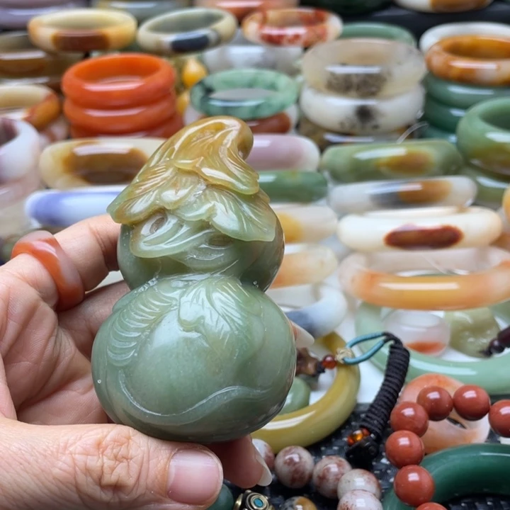 石英质玉手镯未镶嵌淘*