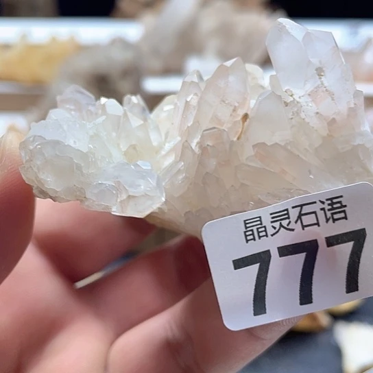 未镶嵌水晶大型摆件（非配饰）