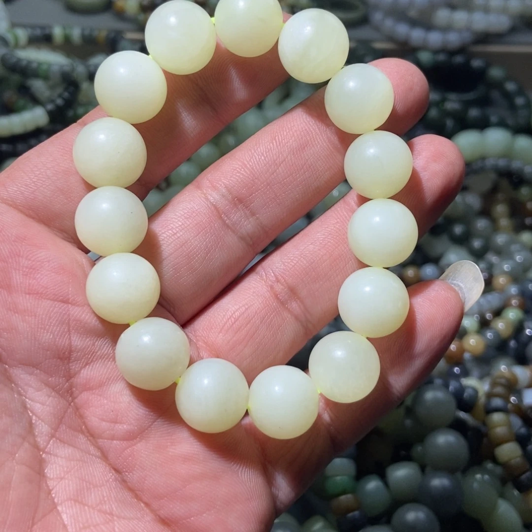 和田玉手链未镶嵌倾***）