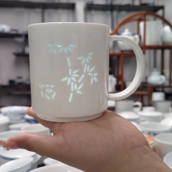 瓷熊猫马克杯一个