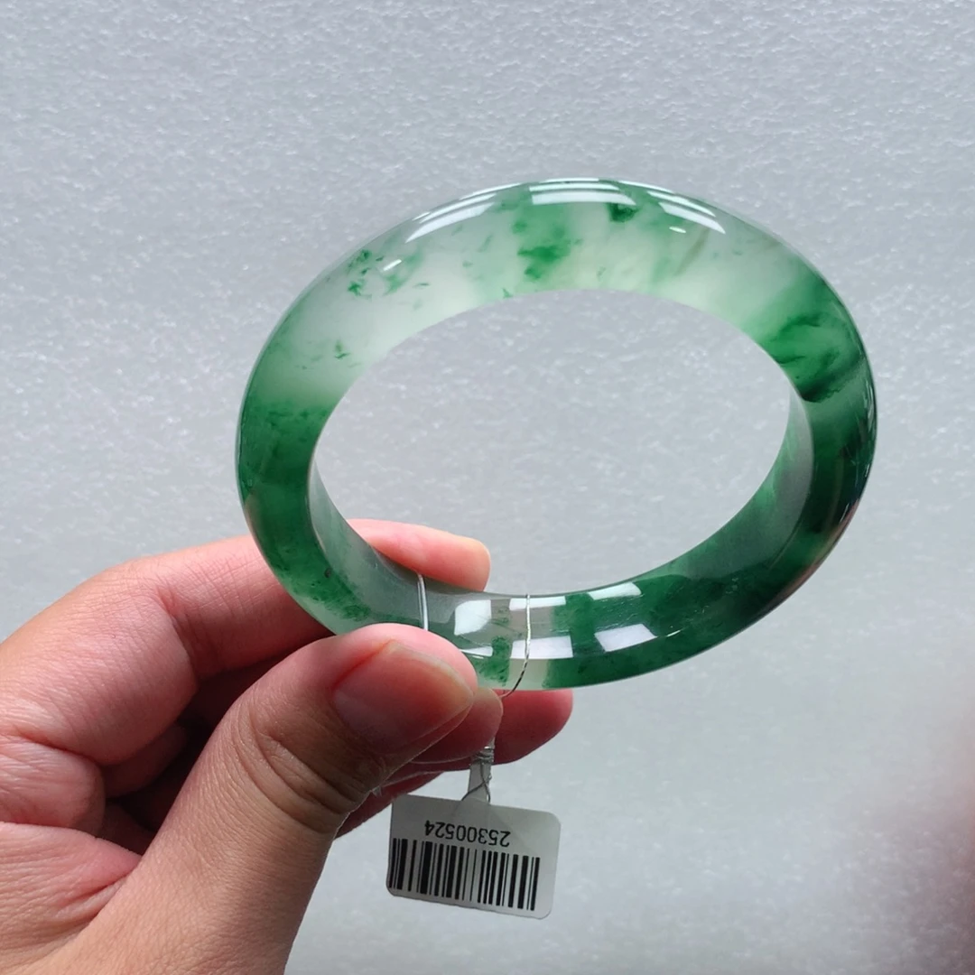 石英质玉未镶嵌手镯青青61-多人
