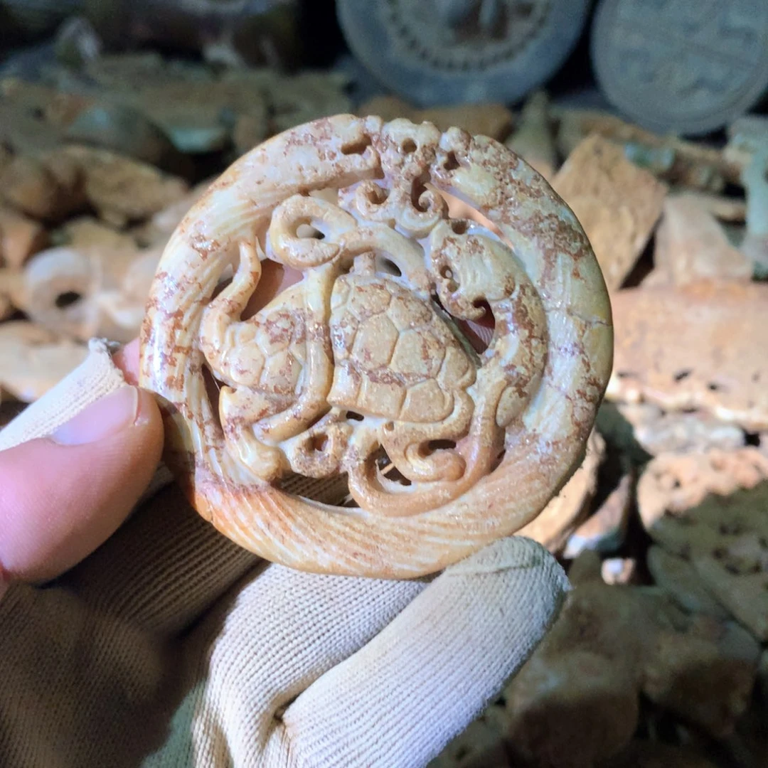 和田玉未镶嵌挂件