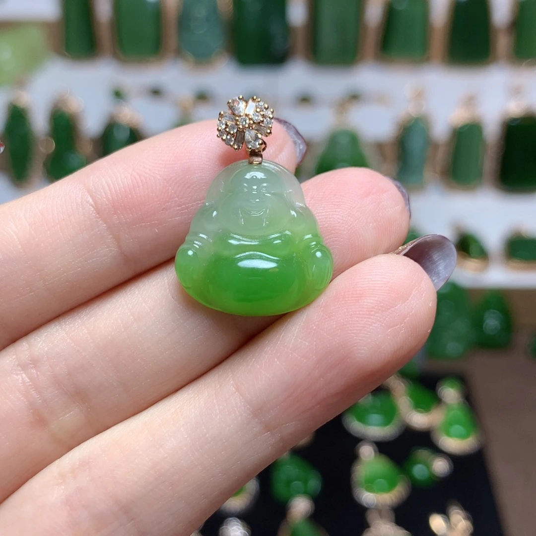 和田玉（碧玉）吊坠18K金镶嵌