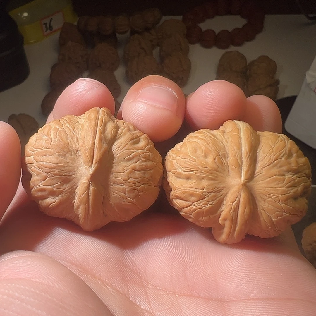 湘***沂文玩核桃把件文玩